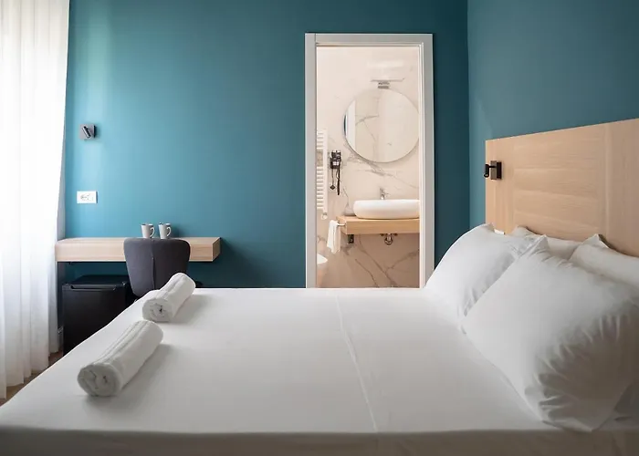 Nolana 28 Rooms In Naples